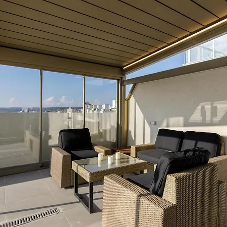 Modern 2 Bedroom Penthouse With Huge Terrace And Sea Views - 2 Mins From Sea - Qawra St. Paul's Bay Exterior photo