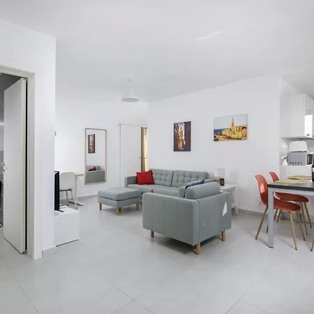 Modern 2 Bedroom Penthouse With Huge Terrace And Sea Views - 2 Mins From Sea - Qawra St. Paul's Bay Exterior photo